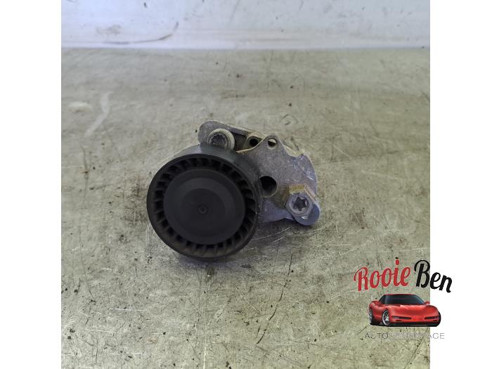 Usados Rodillo tensor correa múltiple Audi Q2 (GAB/GAG) 1.5 35 TFSI 16V Precio € 15,00 Norma de margen ofrecido por Rooie Ben autodemontage