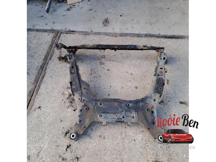 Used Subframe Volvo V70 (BW) 1.6 T4 16V Price € 100,00 Margin scheme offered by Rooie Ben autodemontage