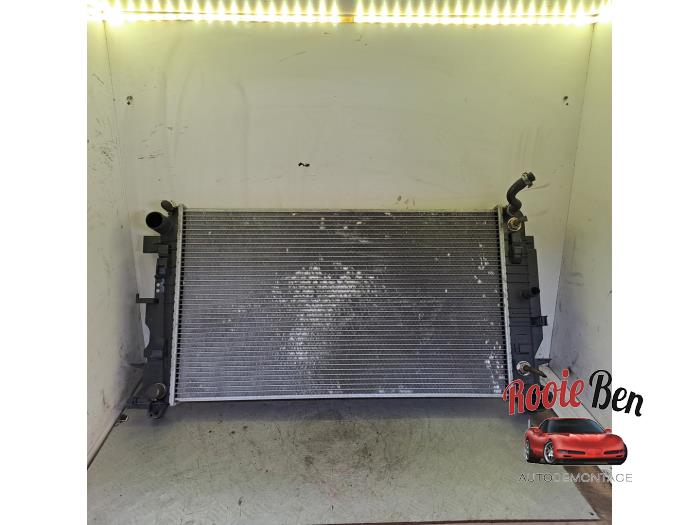 Usagé Radiateur Mercedes Sprinter 3t (906.61) 209 CDI 16V Prix € 100,00 Règlement à la marge proposé par Rooie Ben autodemontage