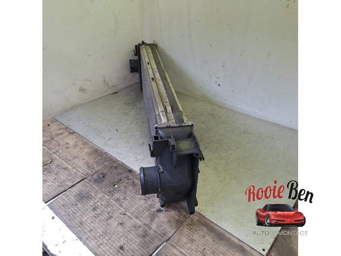 Intercooler d'un Mercedes-Benz Sprinter 3t (906.61) 209 CDI 16V 2008
