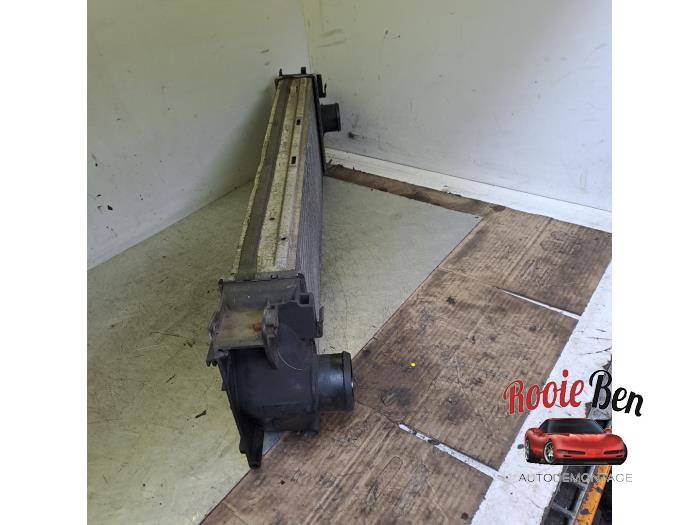 Intercooler d'un Mercedes-Benz Sprinter 3t (906.61) 209 CDI 16V 2008
