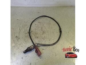 Lambda probe from a Volkswagen Up! (121) 1.0 12V 60 2013