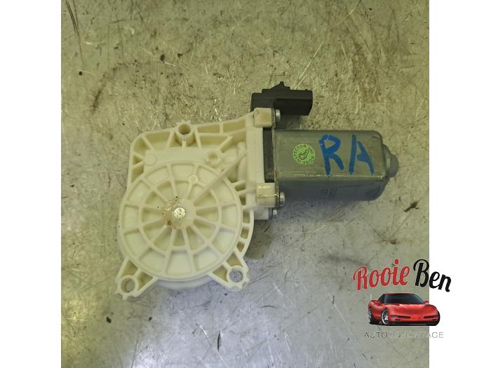 Usados Motor de ventanilla de puerta Dodge Nitro 2.8 CRD 16V 4x4 Precio € 50,00 Norma de margen ofrecido por Rooie Ben autodemontage