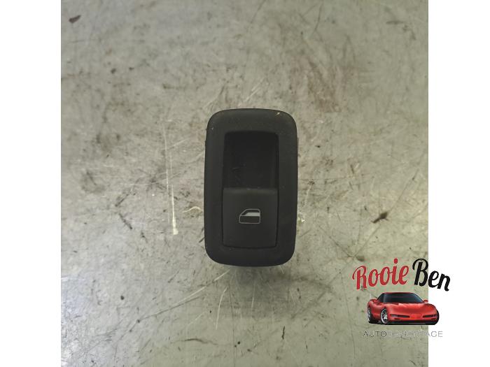Usados Interruptor de ventanilla eléctrica Dodge Nitro 2.8 CRD 16V 4x4 Precio € 25,00 Norma de margen ofrecido por Rooie Ben autodemontage