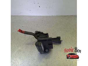 Stromverteiler van een BMW 1 serie (F20) 116d 1.6 16V Efficient Dynamics 2014