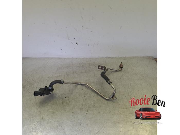 Begagnade Bränsletryckssensor Seat Leon (5FB) 1.6 TDI Ecomotive 16V Pris € 10,00 Marginaltabell erbjuds av Rooie Ben autodemontage
