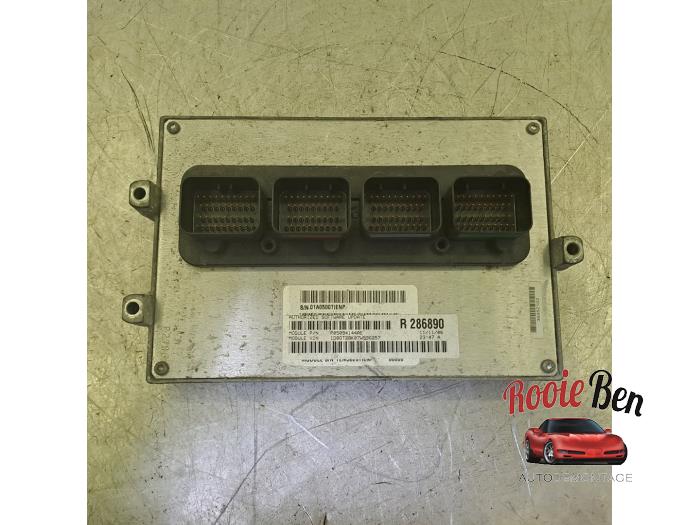 Używane Komputer sterowania silnika Dodge Nitro 3.7 STX V6 4x4 Autom. Cena na żądanie oferowane przez Rooie Ben autodemontage