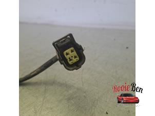 Sonde lambda d'un Chrysler PT Cruiser Cabrio 2.4 16V 2004