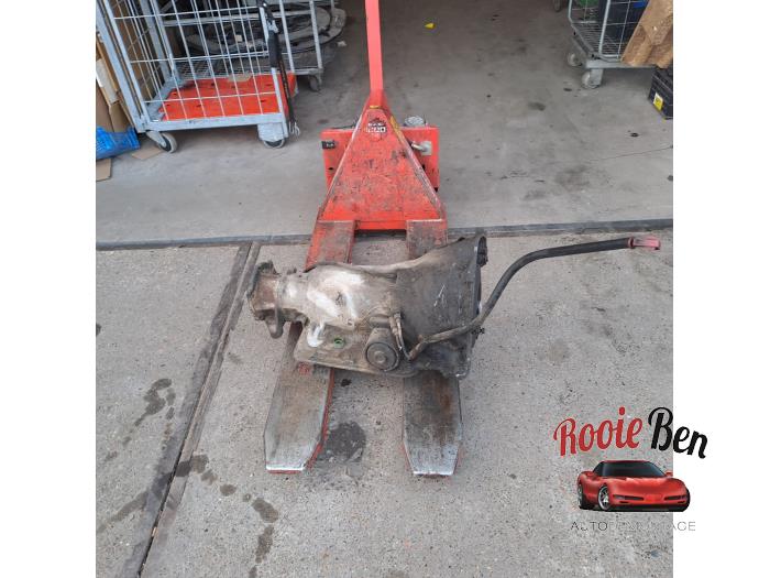 Getriebe van een Chevrolet K-Serie 4x4 5.7 V8 TBI K107 1995