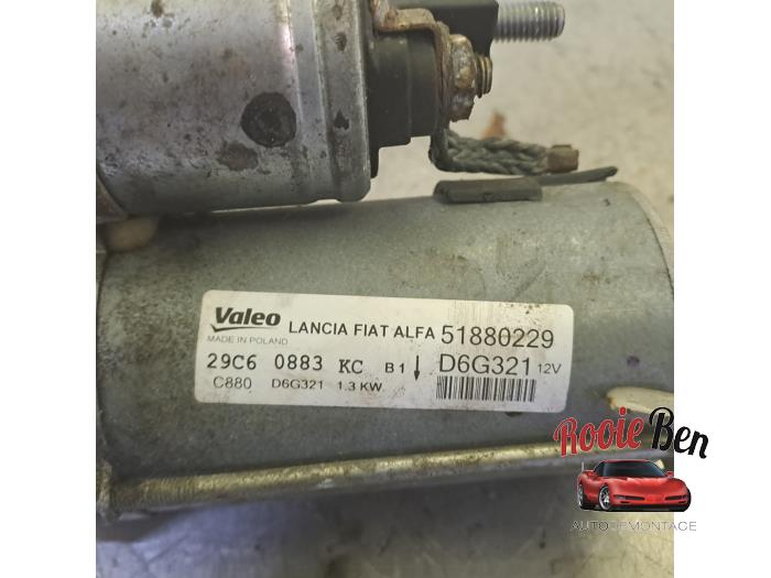 Anlasser van een Fiat Doblo Cargo (263) 1.3 MJ 16V DPF Euro 5 2017