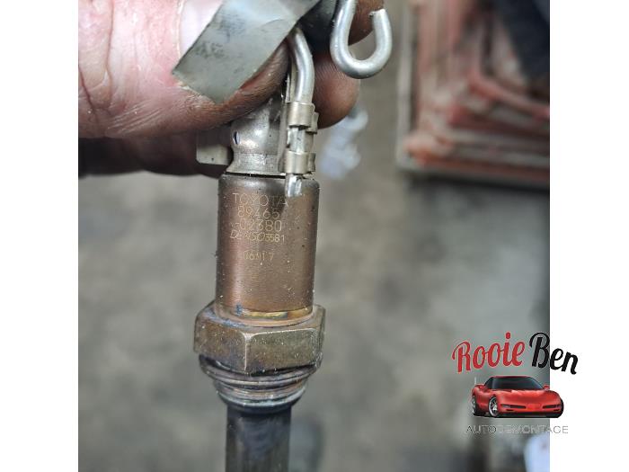 Sonda lambda z Toyota Auris (E15) 1.8 16V HSD Full Hybrid 2011
