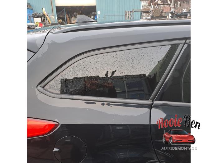 Usados Ventanilla triangular derecha detrás Ford Focus 3 Wagon 1.5 EcoBoost 16V 150 Precio € 50,00 Norma de margen ofrecido por Rooie Ben autodemontage
