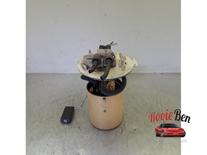 Usagé Pompe à carburant Ford Transit Custom 2.2 TDCi 16V Prix € 50,00 Règlement à la marge proposé par Rooie Ben autodemontage