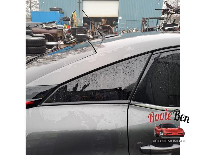Usados Ventanilla triangular derecha detrás Citroen C4 Berline (BA/BB/BC) ë-C4 50 kWh Precio de solicitud ofrecido por Rooie Ben autodemontage
