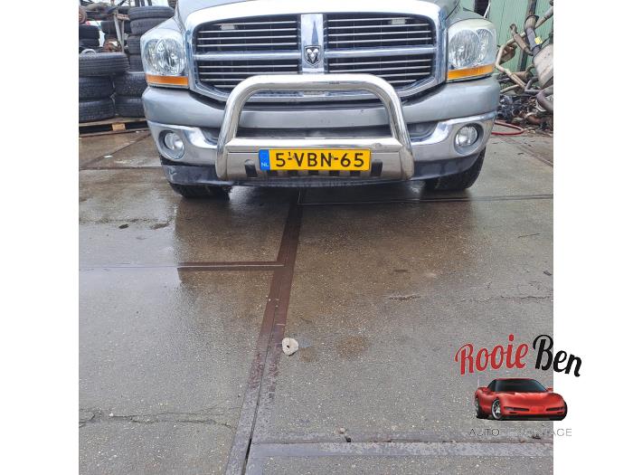 Usados Parachoques Dodge Ram 1500 (DR/DH/D1/DC/DM) 4.7 V8 1500 4x2 Precio € 400,00 Norma de margen ofrecido por Rooie Ben autodemontage