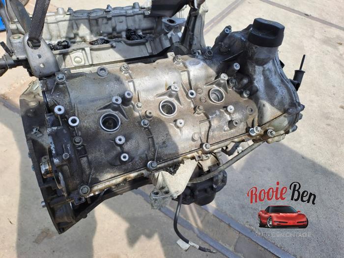 Motor van een Mercedes-Benz ML II (164/4JG) 3.5 350 4-Matic V6 24V 2005