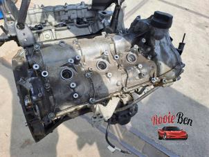 Motor van een Mercedes-Benz ML II (164/4JG) 3.5 350 4-Matic V6 24V 2005