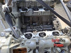 Motor van een Mercedes-Benz ML II (164/4JG) 3.5 350 4-Matic V6 24V 2005