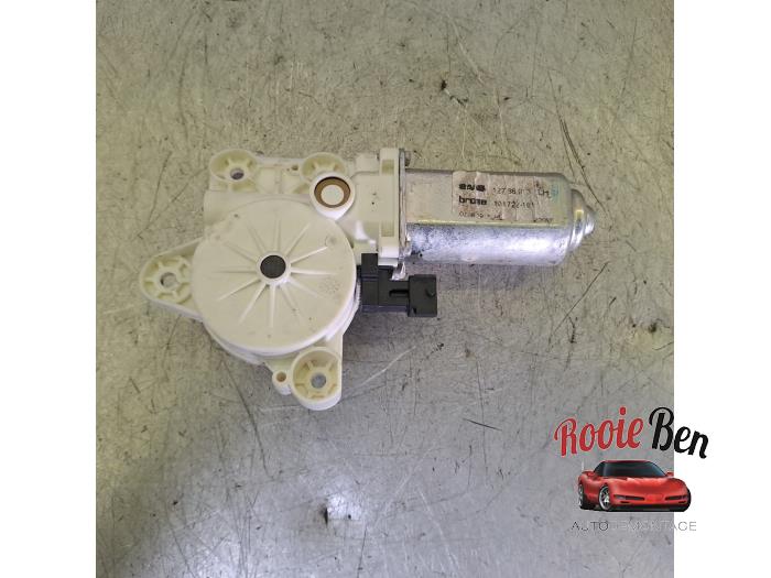 Usados Motor de ventanilla de puerta Cadillac BLS 2.0 Turbo 16V Precio € 50,00 Norma de margen ofrecido por Rooie Ben autodemontage