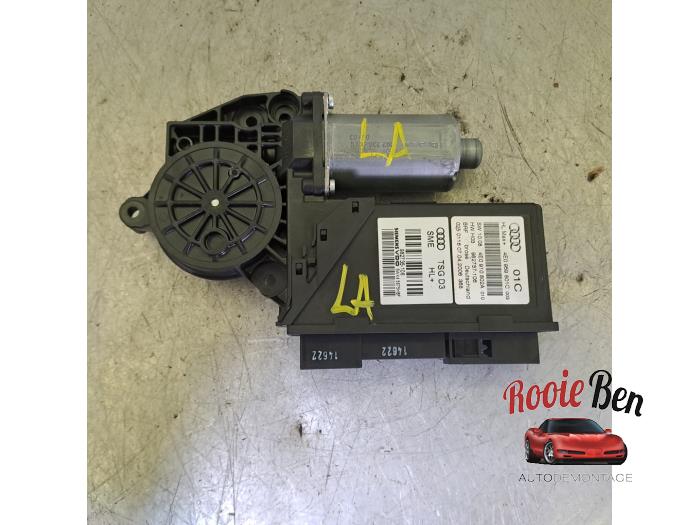 Usados Motor de ventanilla de puerta Audi A8 (D3) 3.0 TDI V6 24V Quattro Precio € 50,00 Norma de margen ofrecido por Rooie Ben autodemontage