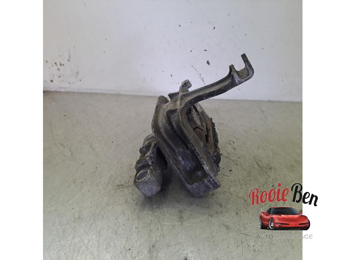 Used Engine mount Seat Leon (5FB) 2.0 TSI Cupra 280 16V Price € 25,00 Margin scheme offered by Rooie Ben autodemontage