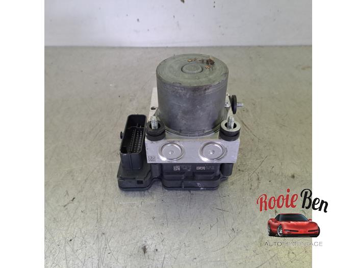 Begagnade ABS-pump Citroen C3 (SX/SW) 1.2 Vti 12V PureTech Pris € 250,00 Marginaltabell erbjuds av Rooie Ben autodemontage