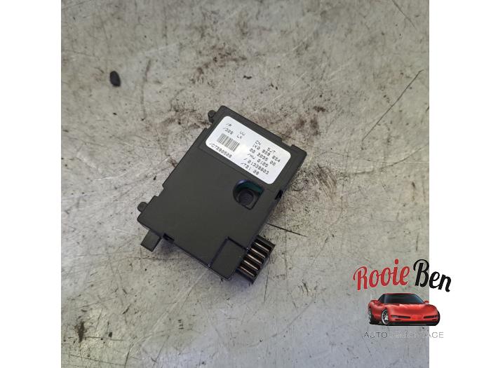Begagnade Styrboxsensor Volkswagen Golf V (1K1) 2.0 GTI 16V FSI Turbo Pris € 25,00 Marginaltabell erbjuds av Rooie Ben autodemontage
