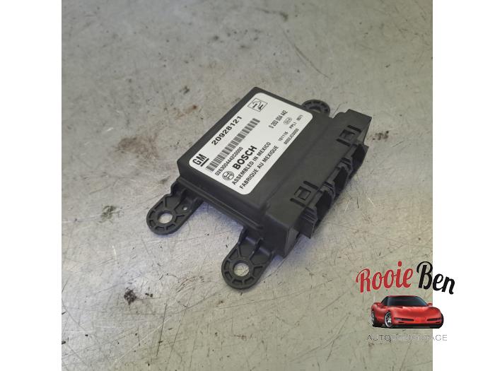 Begagnade PDC-modul Opel Meriva (B) 1.4 Turbo 16V ecoFLEX Pris € 25,00 Marginaltabell erbjuds av Rooie Ben autodemontage