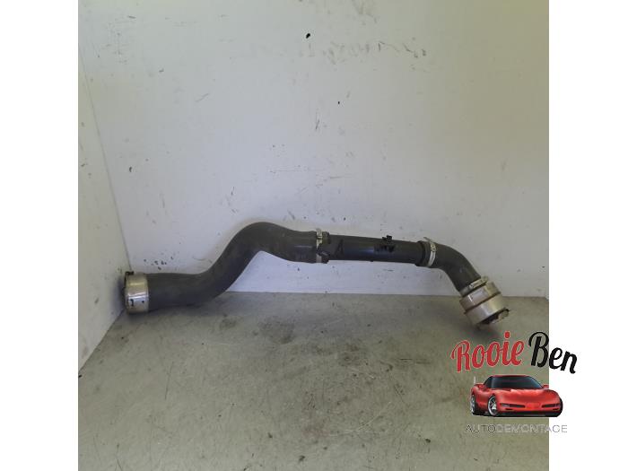 Gebrauchte Intercooler Schlauch Renault Kadjar (RFEH) 1.3 TCE 140 FAP 16V Preis € 75,00 Margenregelung angeboten von Rooie Ben autodemontage