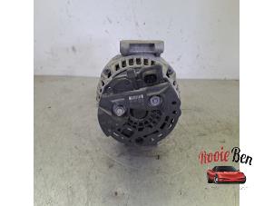 Dynamo van een Volkswagen Golf VI (5K1) 2.0 GTI 16V 2009