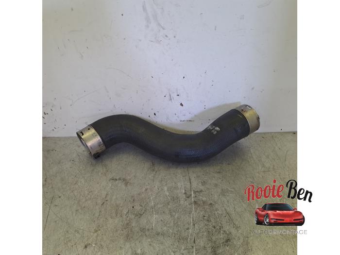 Gebrauchte Intercooler Schlauch Mercedes C (W204) 2.2 C-180 CDI 16V BlueEFFICIENCY Preis € 20,00 Margenregelung angeboten von Rooie Ben autodemontage