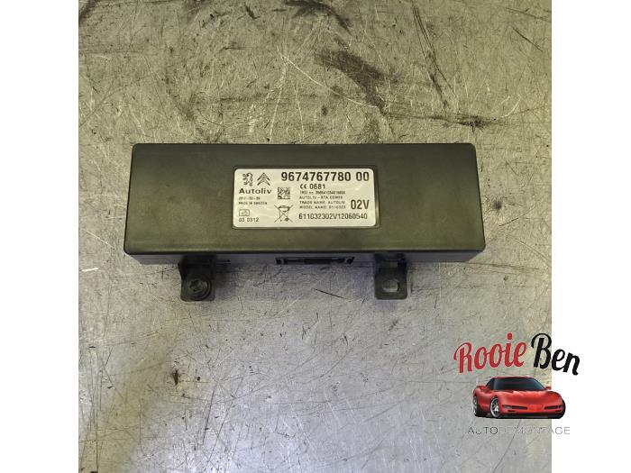 Begagnade Bluetooth-modul Peugeot 208 I (CA/CC/CK/CL) 1.2 Vti 12V PureTech 82 Pris € 40,00 Marginaltabell erbjuds av Rooie Ben autodemontage