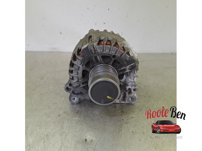 Begagnade Dynamo Volkswagen Golf VII (AUA) 1.0 TSI 12V BlueMotion Pris på förfrågan erbjuds av Rooie Ben autodemontage