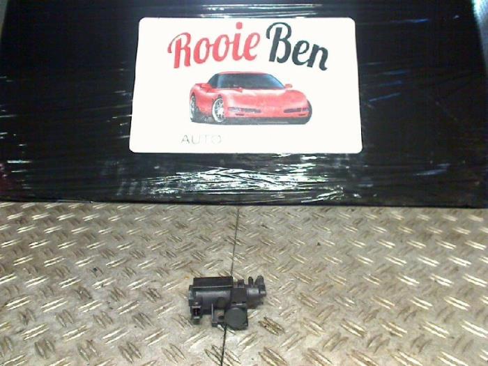 Usagé Régulateur pression turbo Chrysler Voyager/Grand Voyager (RG/RS) 2.8 CRD 16V Autom. Prix € 30,00 Règlement à la marge proposé par Rooie Ben autodemontage