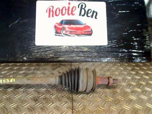 Used Front drive shaft, right Chrysler Stratus (JA/JX) 2.0i 16V Price € 60,00 Margin scheme offered by Rooie Ben autodemontage