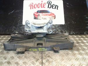 Used Engine mount Chrysler 300 C 3.0 CRD V6 24V Price on request offered by Rooie Ben autodemontage