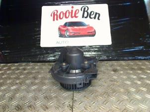 Used Fan motor Opel Combo (Corsa C) 1.3 CDTI 16V Price € 40,00 Margin scheme offered by Rooie Ben autodemontage