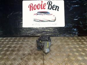 Used Door window motor Audi A3 (8L1) 1.9 TDI 100 Price € 20,00 Margin scheme offered by Rooie Ben autodemontage