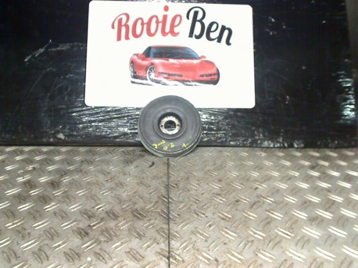 Crankshaft pulley from a Peugeot 307 (3A/C/D) 2.0 16V 2006