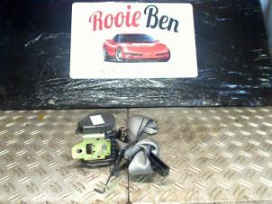 Used Seatbelt tensioner, right Kia Rio (DC22/24) 1.5 RS,LS 16V Price € 10,00 Margin scheme offered by Rooie Ben autodemontage