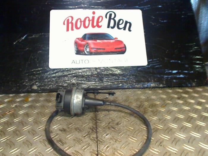 Usagé Régulateur de vitesse Chrysler Sebring (JR) 2.7 V6 24V Prix € 25,00 Règlement à la marge proposé par Rooie Ben autodemontage