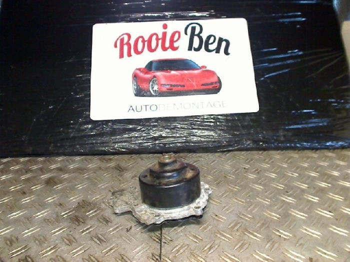Begagnade Vattenpump Mercedes Vito (639.6) 2.2 116 CDI 16V Euro 5 Pris € 15,00 Marginaltabell erbjuds av Rooie Ben autodemontage