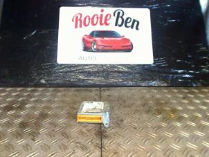Used Airbag sensor Peugeot 206 (2A/C/H/J/S) 1.4 HDi Price € 10,00 Margin scheme offered by Rooie Ben autodemontage