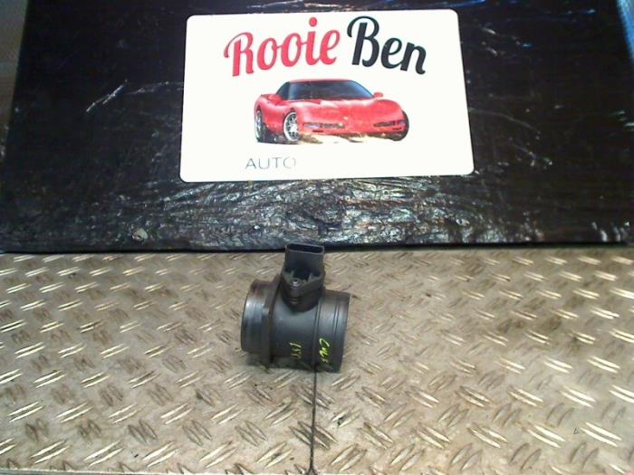 Usagé Débitmètre Volkswagen Golf IV (1J1) 1.9 TDI 100 Prix € 10,00 Règlement à la marge proposé par Rooie Ben autodemontage