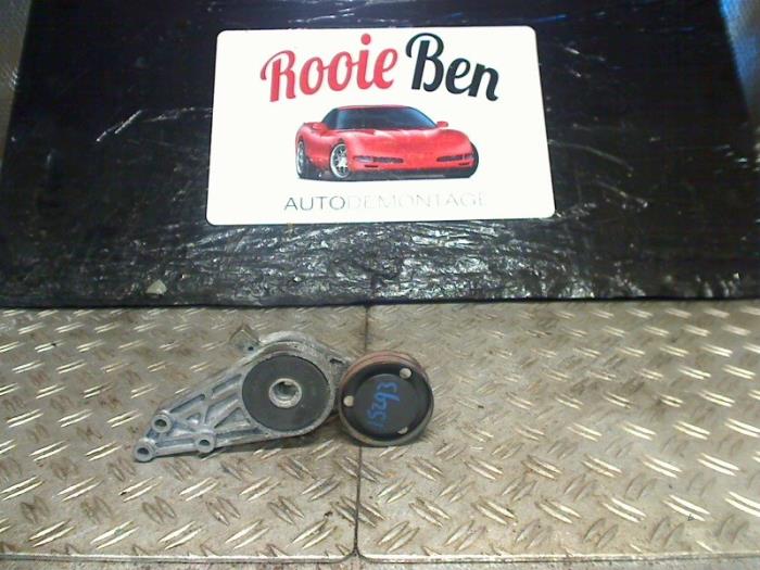Usados Rodillo tensor correa múltiple Volkswagen Passat (3B2) 1.8 T 20V Precio € 15,00 Norma de margen ofrecido por Rooie Ben autodemontage