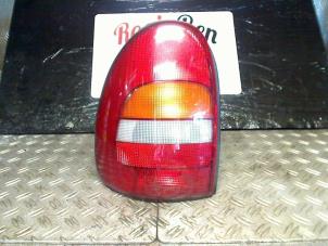 Used Taillight, left Dodge Caravan/Grand Caravan 2.4i 16V Price on request offered by Rooie Ben autodemontage