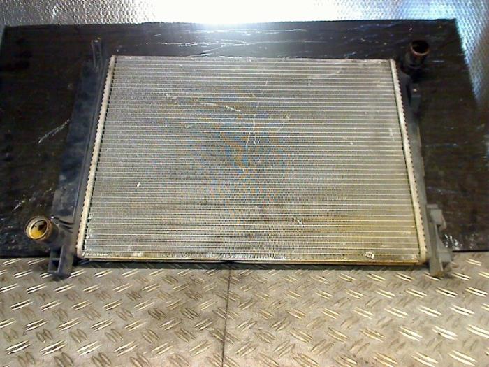 Gebrauchte Kühler Dodge Ram Van 2.5 CRD Preis € 50,00 Margenregelung angeboten von Rooie Ben autodemontage