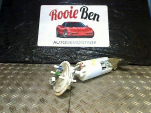 Used Electric fuel pump Chrysler Voyager/Grand Voyager (RG) 2.5 CRD Price € 75,00 Margin scheme offered by Rooie Ben autodemontage