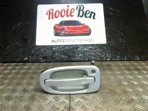 Used Front door handle 4-door, right Chevrolet Trans Sport 3.4 V6 Price on request offered by Rooie Ben autodemontage