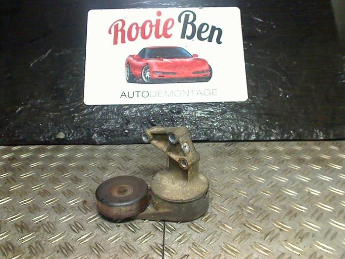 Usados Rodillo tensor correa múltiple Chevrolet S-10 2.2 Precio € 15,00 Norma de margen ofrecido por Rooie Ben autodemontage